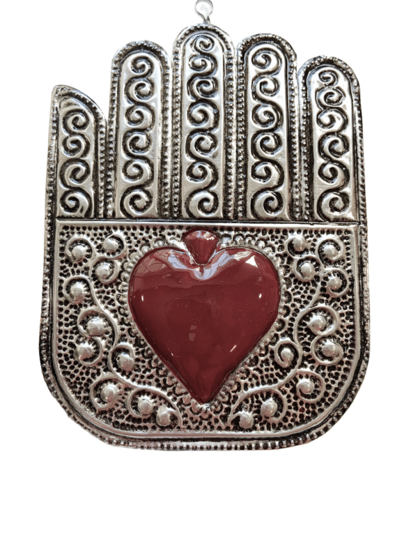 Hamsa Hand With Heart, Detail View