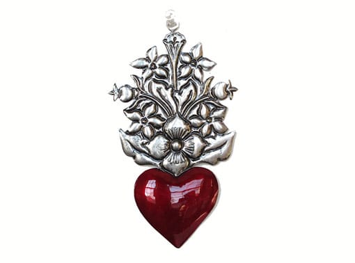 Corazón Con Flores Arriba, tin ornament by Conrado