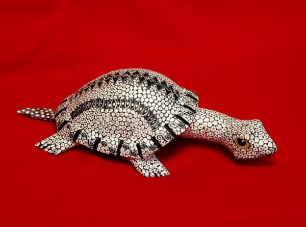 Turtle Carving by Tribus Mixes, Oaxacan Wood Carving right sideview