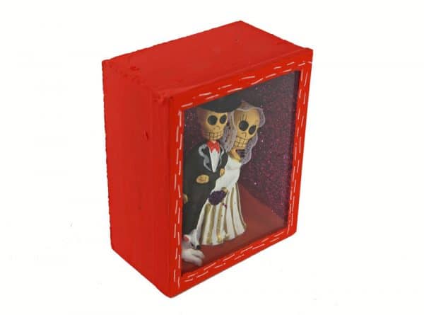 Skeleton Bride and Groom, diorama box, 4-inch, red
