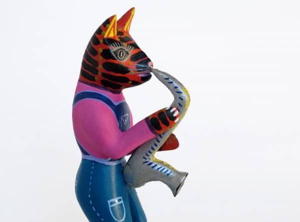 Cat Saxophonist Nahual, Oaxacan Wood Carving, 7.5-inch tall, right side close up view