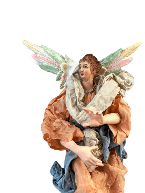 Neapolitan Hanging Angel Peach Detail