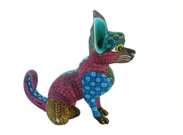 Chihuahua by Mario Castellanos, right side view