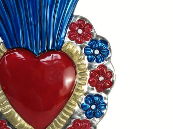 Heart With Floral Border Ornament, close up