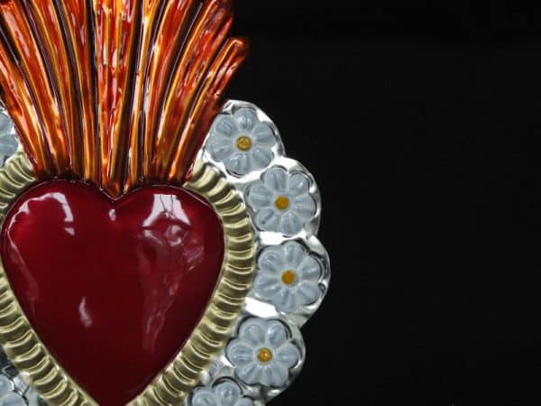 Heart With White Flowers Ornament, detail view